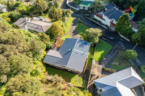 Photo of property in 38 James Grove, Stokes Valley, Lower Hutt, 5019