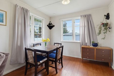Photo of property in 3 Tyndall Street, Palmerston North, 4414
