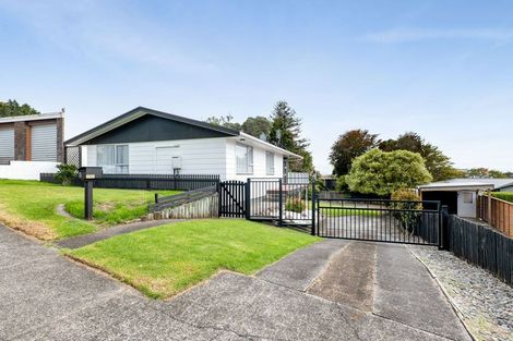 Photo of property in 5 Ambury Place, Merrilands, New Plymouth, 4312