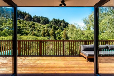 Photo of property in 99 Onetangi Road, Waiheke Island, 1971