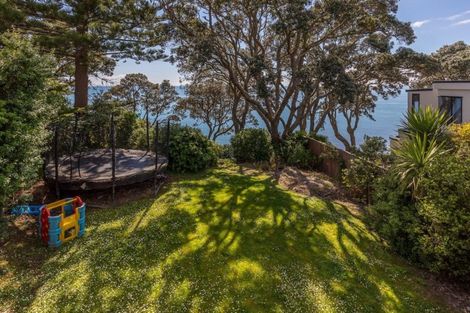 Photo of property in 2/58 Cliff Road, Torbay, Auckland, 0630