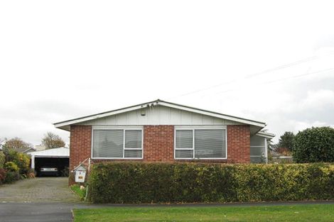 Photo of property in 9 Uxbridge Street, Northcote, Christchurch, 8052