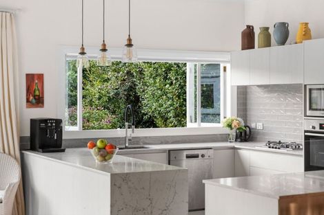 Photo of property in 81 Hall Street, Cambridge, 3434