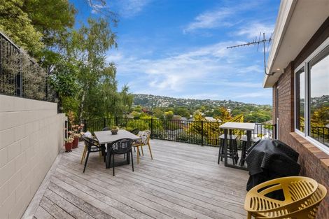 Photo of property in 8a Woodlau Rise, Huntsbury, Christchurch, 8022