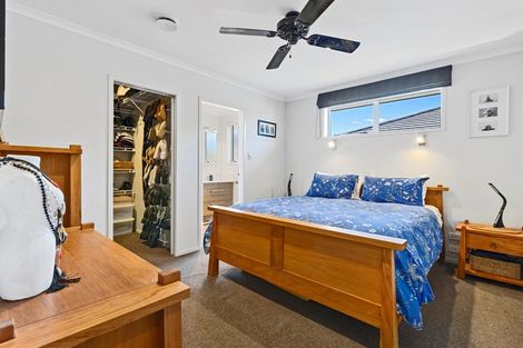 Photo of property in 1 Catamaran Way, Papamoa Beach, Papamoa, 3118