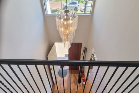 Photo of property in 5 Lamia Place, The Gardens, Auckland, 2105