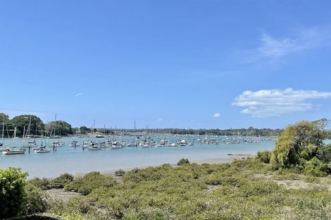 Photo of property in 13 Dayspring Way, Pakuranga, Auckland, 2010