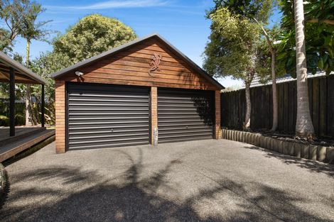 Photo of property in 138 Carnoustie Drive, Wattle Downs, Auckland, 2103