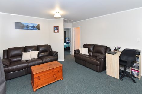 Photo of property in 10b Lane Road, Weymouth, Auckland, 2103