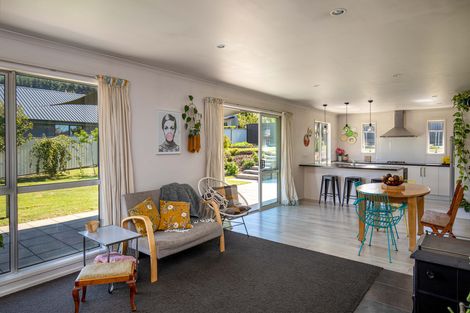 Photo of property in 74 Shields Street, Clyde, 9330