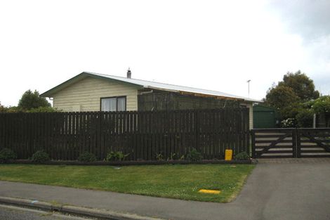 Photo of property in 22 Seadown Crescent, Amberley, 7410