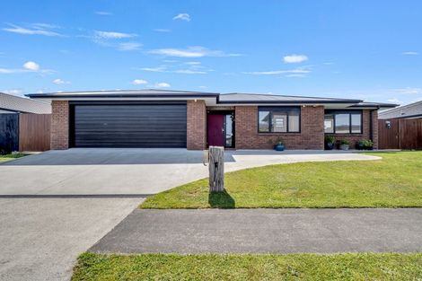 Photo of property in 27 Balrickard Way, Milson, Palmerston North, 4414