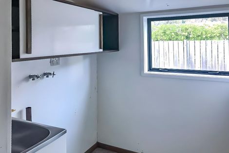 Photo of property in 2a Pitoitoi Road, Days Bay, Lower Hutt, 5013