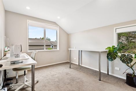 Photo of property in 12/31 Verbena Road, Birkdale, Auckland, 0626