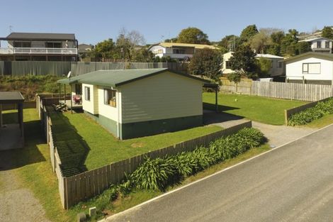 Photo of property in 2 Farrow Way, Welcome Bay, Tauranga, 3112