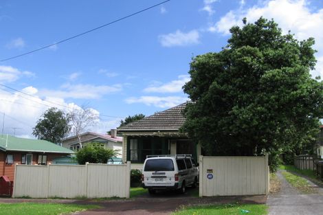 Photo of property in 9a Beatrix Street, Avondale, Auckland, 1026