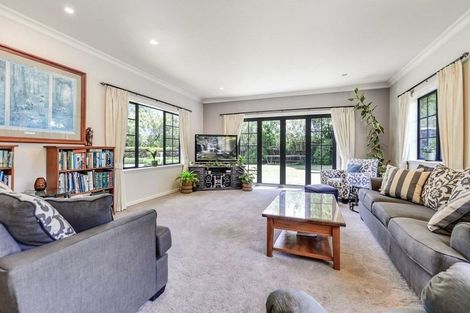 Photo of property in 143 Taylor Street, Cambridge, 3434