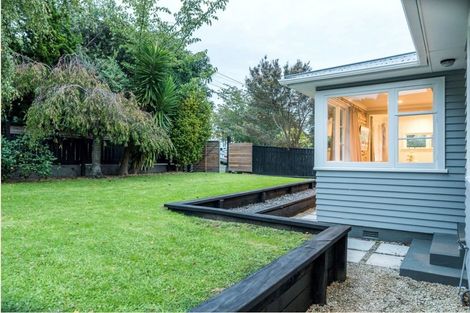 Photo of property in 9 Aorangi Road, Paraparaumu, 5032