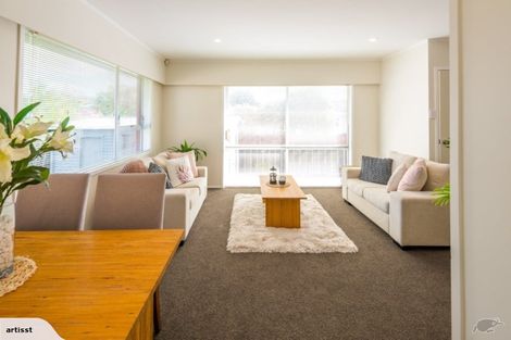 Photo of property in 2/65 Butterworth Drive, Glendene, Auckland, 0602