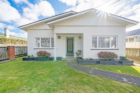 Photo of property in 11 Pitt Street, Moera, Lower Hutt, 5010