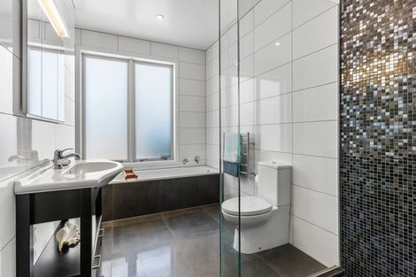 Photo of property in 17 Golden Hills Drive, Pauanui, Hikuai, 3579