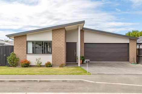 Photo of property in 4 Robert Duncan Road, Belfast, Christchurch, 8051