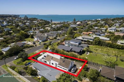 Photo of property in 1/34 Beulah Avenue, Rothesay Bay, Auckland, 0630