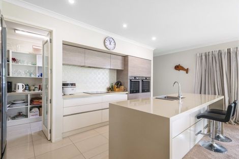 Photo of property in 42 Mortlake Heights, Pyes Pa, Tauranga, 3112