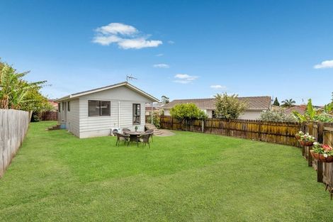 Photo of property in 2/17 Coombe Avenue, Otara, Auckland, 2023