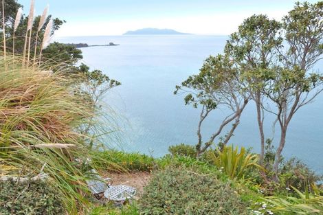 Photo of property in 25 Hillside Crescent, Leigh, 0985