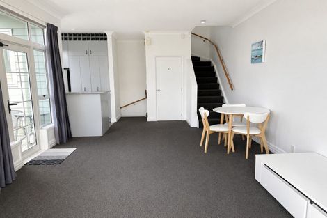 Photo of property in 11 Murphy Street, Thorndon, Wellington, 6011