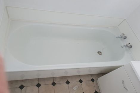 Photo of property in 2/93 Bayswater Crescent, Bromley, Christchurch, 8062