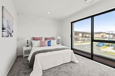 Photo of property in 51 Turret Lane, Hobsonville, Auckland, 0616