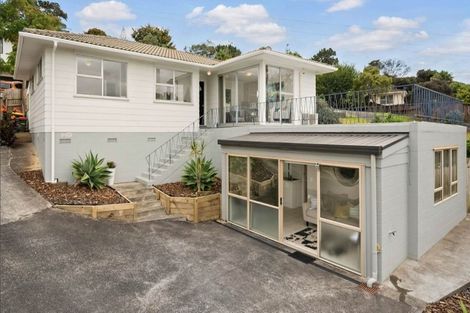 Photo of property in 1/10 Mcquoid Place, Glenfield, Auckland, 0629