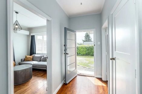 Photo of property in 13 Mcgregor Crescent, Masterton, 5810