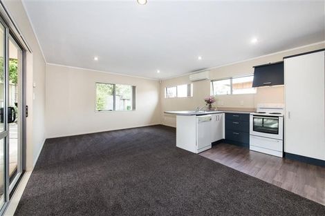 Photo of property in 15 Royal Road, Massey, Auckland, 0614