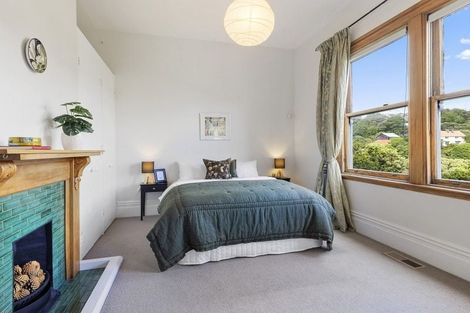 Photo of property in 40 Fairview Crescent, Kelburn, Wellington, 6012