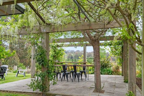 Photo of property in 1/142 Mapara Road, Acacia Bay, Taupo, 3385