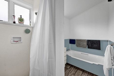 Photo of property in 6 Climie Crescent, Hawera, 4610