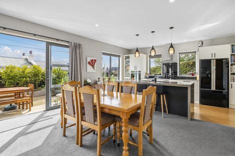 Photo of property in 1 Falcon Street, Roslyn, Dunedin, 9010