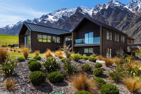 Photo of property in 35 Jacks Point Rise, Jacks Point, Queenstown, 9371