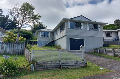 Photo of property in 11 Marne Grove, Waitangirua, Porirua, 5024