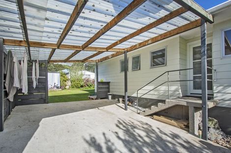 Photo of property in 24 Clark Street, Hikurangi, 0114