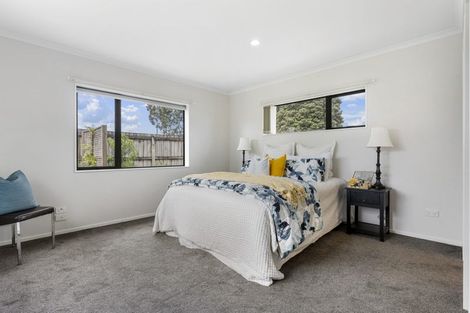 Photo of property in 1 Cathcart Close, Pukekohe, 2120