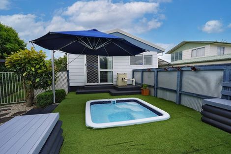 Photo of property in 4 Velma Crescent, Nawton, Hamilton, 3200