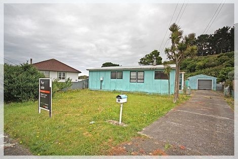 Photo of property in 23 Herrington Street, Foxton, 4814