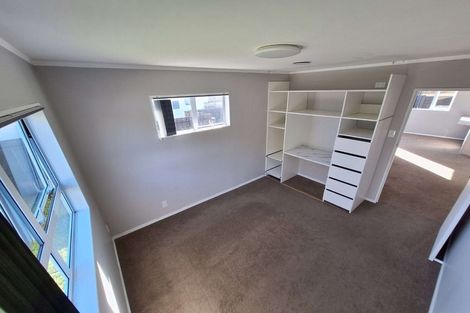 Photo of property in 22 Kaurilands Road, Titirangi, Auckland, 0604