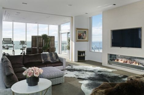 Photo of property in Sentinel Apartments, 2901/3 Northcroft Street, Takapuna, Auckland, 0622