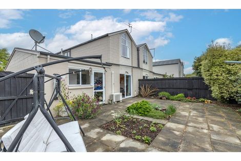 Photo of property in 1/115 Waltham Road, Sydenham, Christchurch, 8023