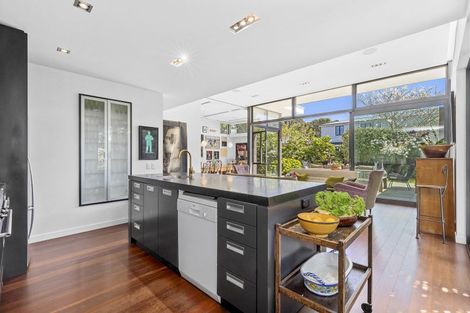 Photo of property in 68 Ludlam Street, Seatoun, Wellington, 6022